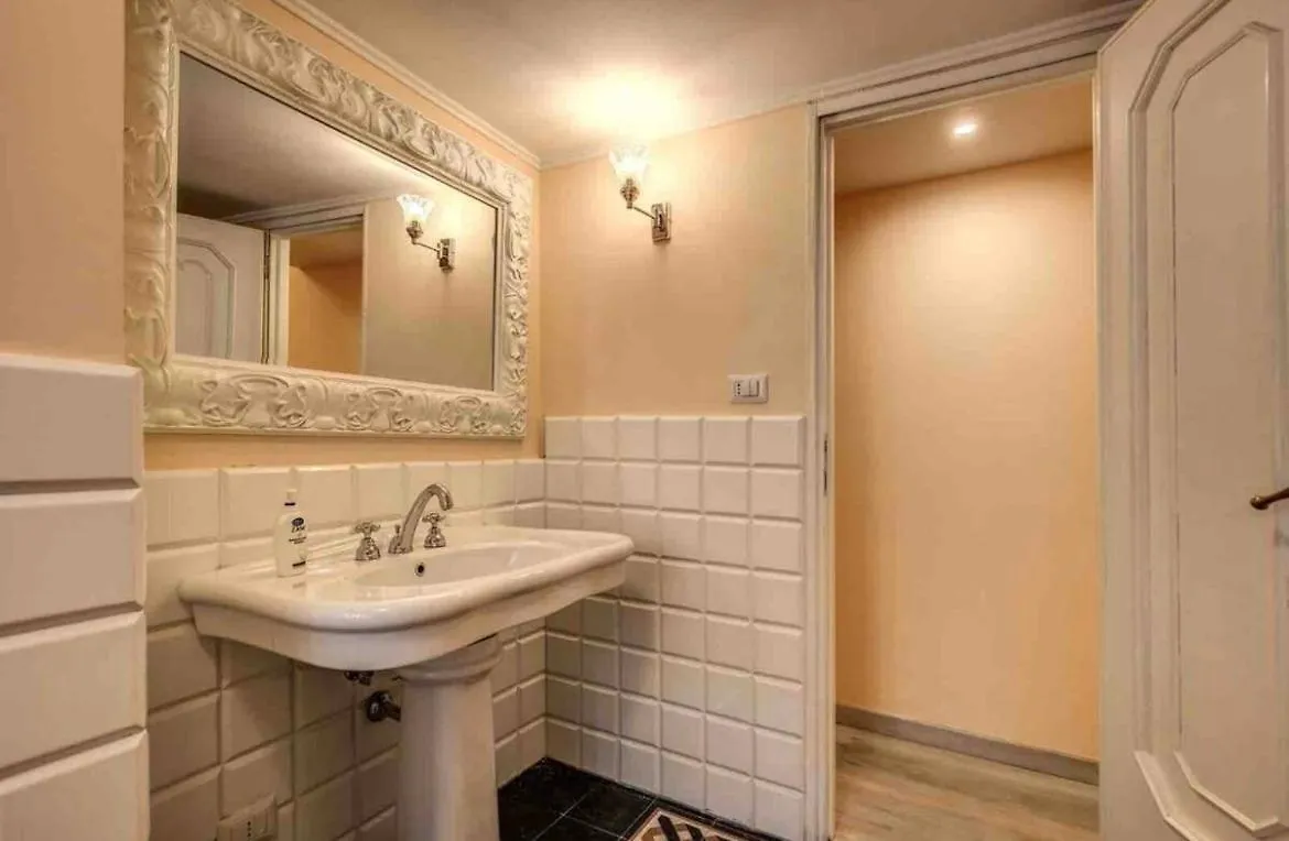 Apartment Casa Vacanze Crispi Little 2 Rome Italy