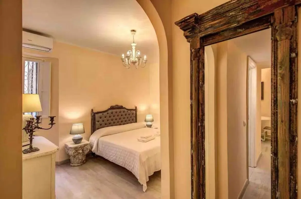 Apartment Casa Vacanze Crispi Little 2 Rome Italy
